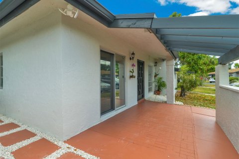 Copropriété à vendre à Delray Beach, Floride: 2 chambres, 109.62 m2 № 1142419 - photo 2