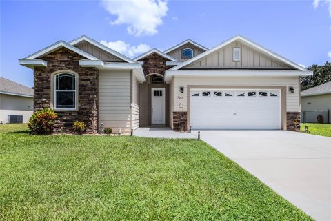 Villa ou maison à vendre à Bushnell, Floride: 3 chambres, 146.51 m2 № 1338896 - photo 1