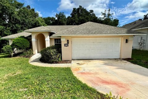 Villa ou maison à louer à Mount Dora, Floride: 2 chambres, 118.91 m2 № 1334836 - photo 1