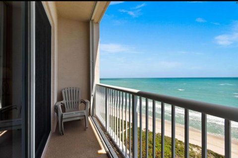 Condo in Hutchinson Island South, Florida, 3 bedrooms  № 788514 - photo 15