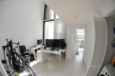 Condo in Sunny Isles Beach, Florida, 3 bedrooms  № 1127466 - photo 18