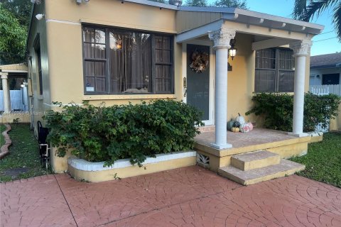 Casa en venta en Miami, Florida, 2 dormitorios, 100.52 m2 № 1389662 - foto 8