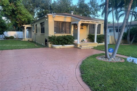 Casa en venta en Miami, Florida, 2 dormitorios, 100.52 m2 № 1389662 - foto 2