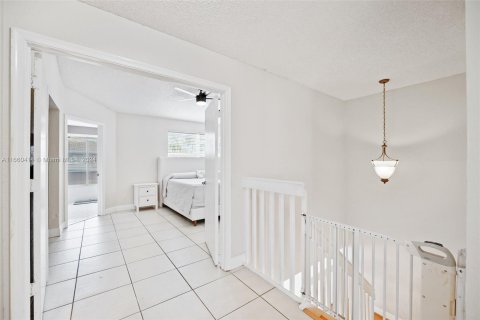 Adosado en venta en Pembroke Pines, Florida, 3 dormitorios, 155.98 m2 № 1389617 - foto 18