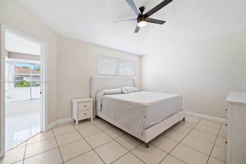 Touwnhouse à vendre à Pembroke Pines, Floride: 3 chambres, 155.98 m2 № 1389617 - photo 19