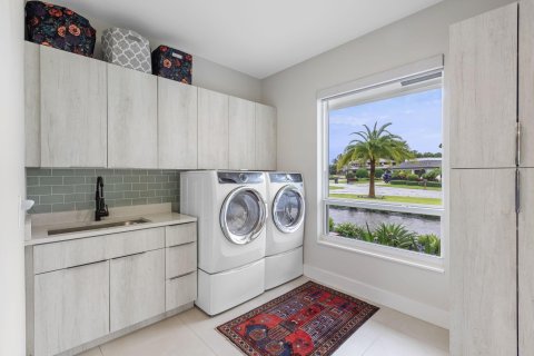 Casa en venta en Delray Beach, Florida, 3 dormitorios, 316.24 m2 № 970197 - foto 18