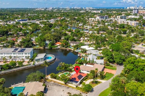 Villa ou maison à vendre à Wilton Manors, Floride: 4 chambres, 169.45 m2 № 1295195 - photo 4