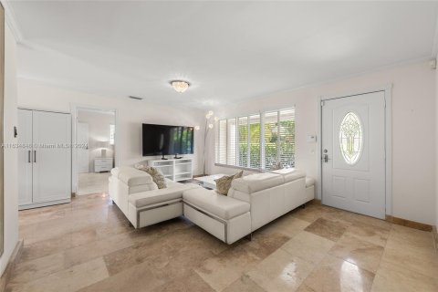 Villa ou maison à vendre à Wilton Manors, Floride: 4 chambres, 169.45 m2 № 1295195 - photo 8