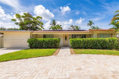 Villa ou maison à vendre à Wilton Manors, Floride: 4 chambres, 169.45 m2 № 1295195 - photo 5