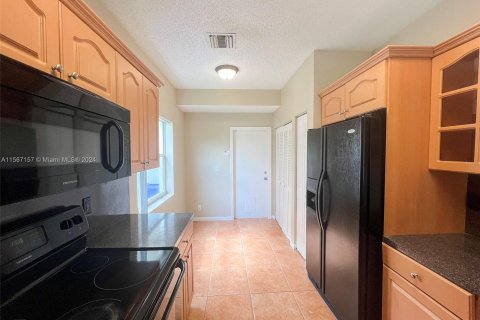 Casa en venta en Miramar, Florida, 3 dormitorios, 154.22 m2 № 1119413 - foto 8