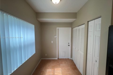 Casa en venta en Miramar, Florida, 3 dormitorios, 154.22 m2 № 1119413 - foto 14