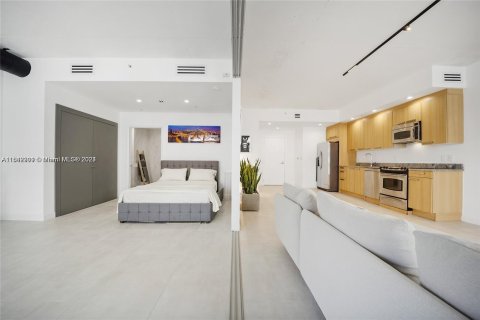 Condominio en venta en Miami Beach, Florida, 1 dormitorio, 89.37 m2 № 1321060 - foto 7