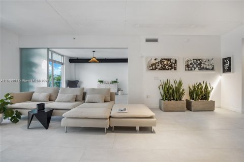 Condominio en venta en Miami Beach, Florida, 1 dormitorio, 89.37 m2 № 1321060 - foto 6