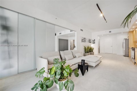 Condominio en venta en Miami Beach, Florida, 1 dormitorio, 89.37 m2 № 1321060 - foto 4