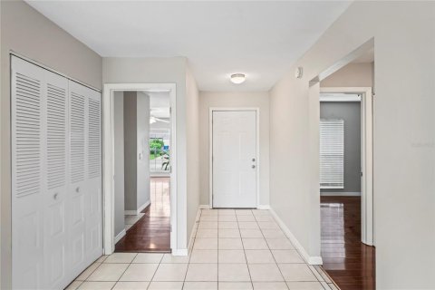 Casa en venta en Tampa, Florida, 3 dormitorios, 115.57 m2 № 1390430 - foto 2