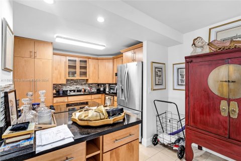 Condo in Miami, Florida, 1 bedroom  № 1184740 - photo 22