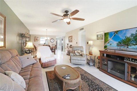 Condominio en venta en Port Charlotte, Florida, 2 dormitorios, 106.84 m2 № 523132 - foto 13