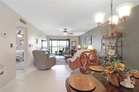 Condominio en venta en Port Charlotte, Florida, 2 dormitorios, 106.84 m2 № 523132 - foto 8