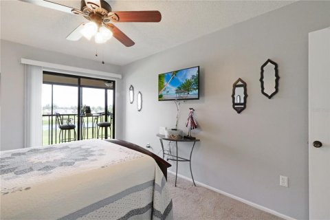Condominio en venta en Port Charlotte, Florida, 2 dormitorios, 106.84 m2 № 523132 - foto 16