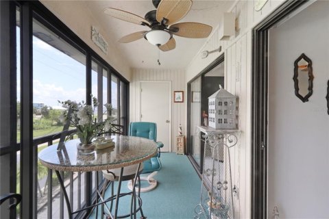 Condominio en venta en Port Charlotte, Florida, 2 dormitorios, 106.84 m2 № 523132 - foto 4