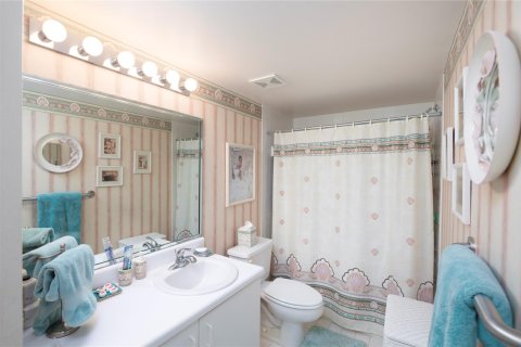 Condo in Fort Lauderdale, Florida, 2 bedrooms  № 1189679 - photo 10