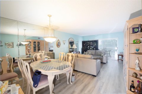 Copropriété à vendre à Fort Lauderdale, Floride: 2 chambres, 100.33 m2 № 1189679 - photo 12