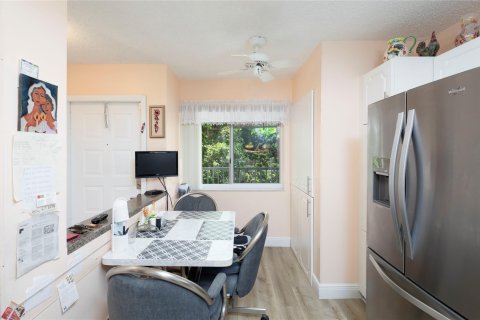 Condo in Fort Lauderdale, Florida, 2 bedrooms  № 1189679 - photo 14