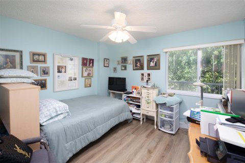 Condo in Fort Lauderdale, Florida, 2 bedrooms  № 1189679 - photo 11