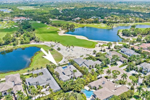 Villa ou maison à vendre à Palm Beach Gardens, Floride: 5 chambres, 686.73 m2 № 741393 - photo 9