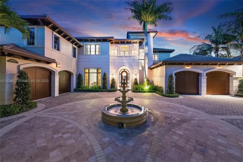 Villa ou maison à vendre à Palm Beach Gardens, Floride: 5 chambres, 686.73 m2 № 741393 - photo 2