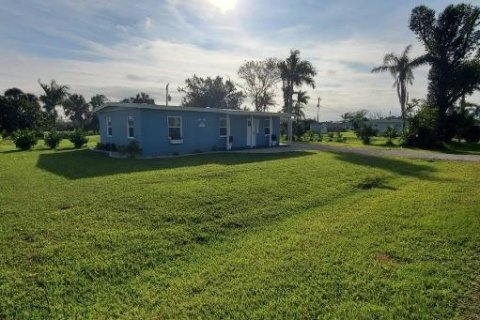 Villa ou maison à vendre à Punta Gorda, Floride: 3 chambres, 85.47 m2 № 856466 - photo 22