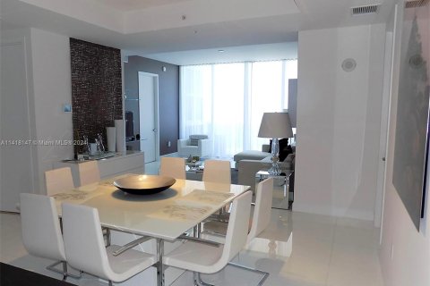 Condo in Sunny Isles Beach, Florida, 2 bedrooms  № 1078288 - photo 7