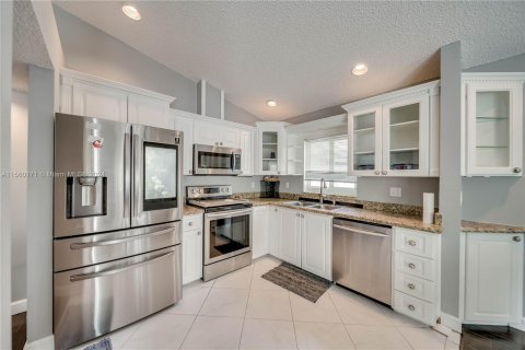 Casa en venta en Sunrise, Florida, 3 dormitorios, 148.55 m2 № 1091616 - foto 8