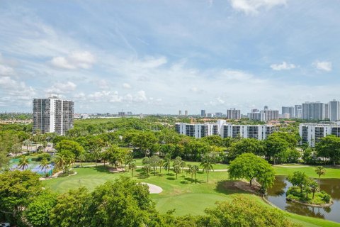 Condominio en venta en Aventura, Florida, 2 dormitorios, 108.6 m2 № 1294654 - foto 15