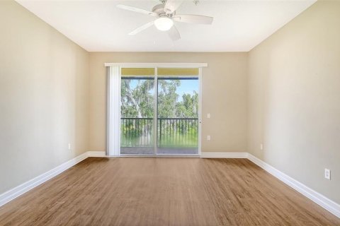 Townhouse in Palmetto, Florida 4 bedrooms, 264.59 sq.m. № 1359165 - photo 23