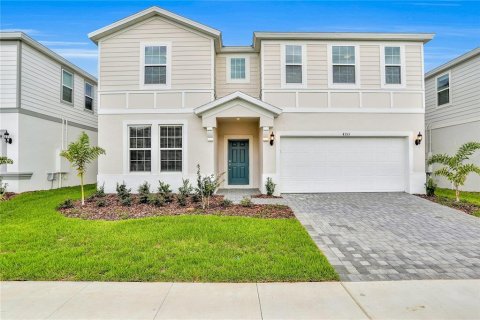 House in Davenport, Florida 10 bedrooms, 408.68 sq.m. № 1288494 - photo 1