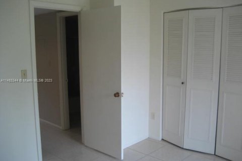 Copropriété à louer à Miami, Floride: 1 chambre, 45.52 m2 № 911059 - photo 11