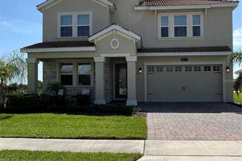 Casa en venta en Davenport, Florida, 5 dormitorios, 353.86 m2 № 1342807 - foto 1