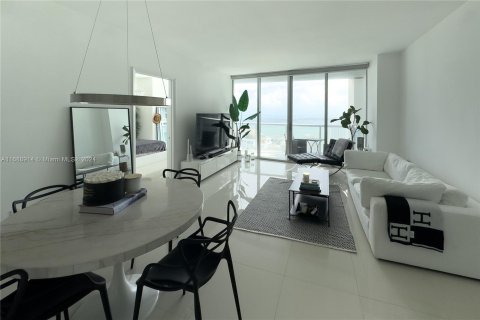 Condominio en venta en Miami, Florida, 2 dormitorios, 119.84 m2 № 1431434 - foto 4