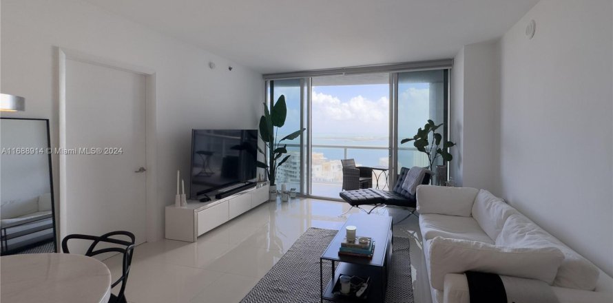 Condominio en Miami, Florida, 2 dormitorios  № 1431434