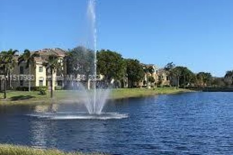 Condominio en venta en Palm Beach Gardens, Florida, 1 dormitorio, 76.09 m2 № 965188 - foto 28