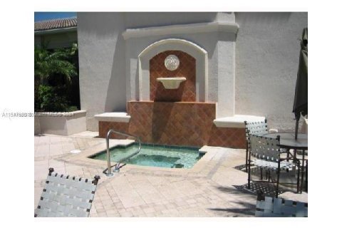 Condominio en venta en Palm Beach Gardens, Florida, 1 dormitorio, 76.09 m2 № 965188 - foto 16