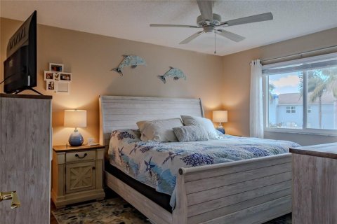 Condo in Bradenton, Florida, 2 bedrooms  № 1381357 - photo 16