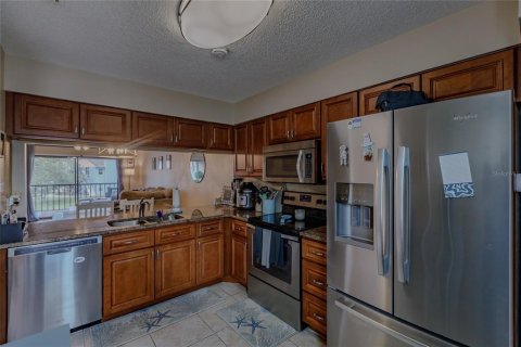 Condo in Bradenton, Florida, 2 bedrooms  № 1381357 - photo 7