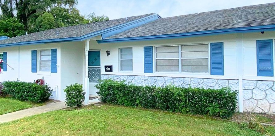 Condo in DeLand, Florida, 2 bedrooms  № 1381392