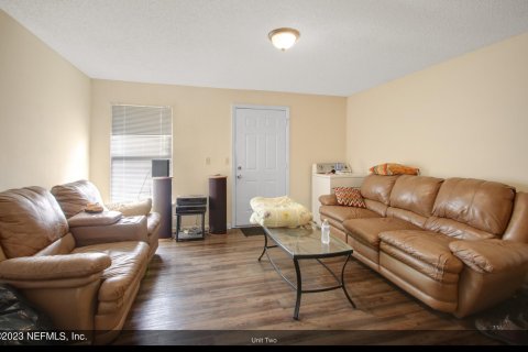 Duplex à vendre à Jacksonville, Floride: 4 chambres, 167.41 m2 № 772216 - photo 15