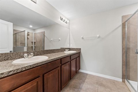 Townhouse in Riverview, Florida 4 bedrooms, 204.76 sq.m. № 1339279 - photo 25