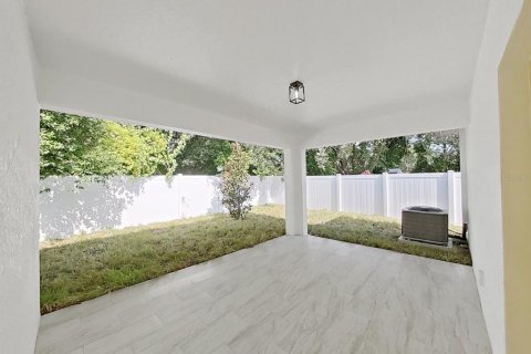 Villa ou maison à vendre à Tampa, Floride: 3 chambres, 142.98 m2 № 1339249 - photo 28