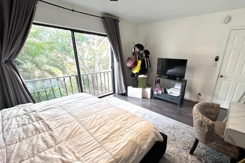 Condo in Lauderhill, Florida, 2 bedrooms  № 1159750 - photo 5