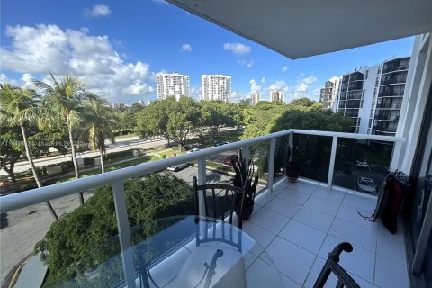 Copropriété à vendre à Aventura, Floride: 2 chambres, 92.53 m2 № 1319372 - photo 16